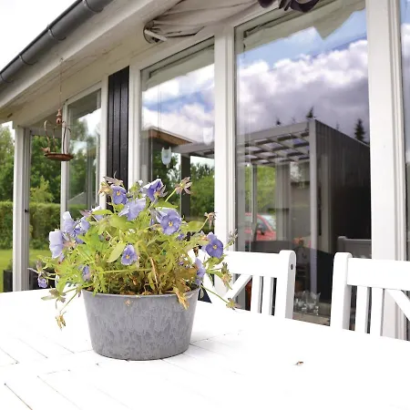 Two-bedroom Holiday In Holiday home *