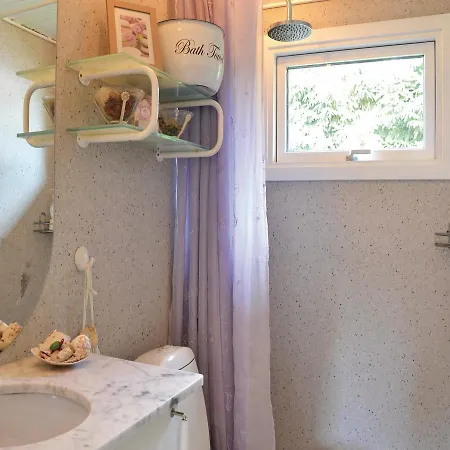 Holiday home Two-bedroom Holiday In
